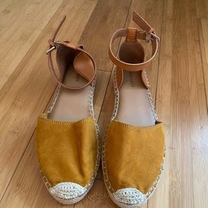 Old Navy espadrille shoes with leather strap, size 8.